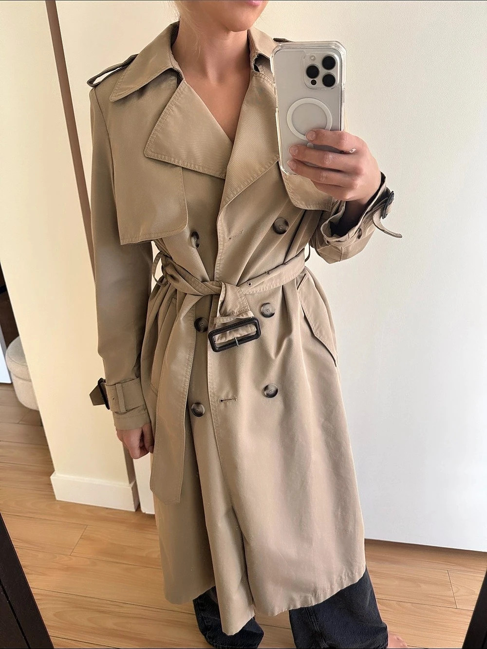 Women's Belted Trench Coat in Brown Like New